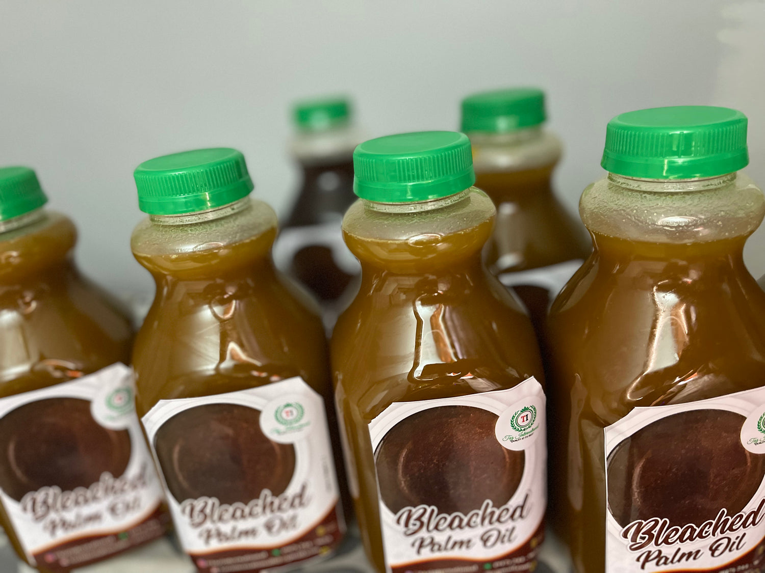 Bleached palm oil